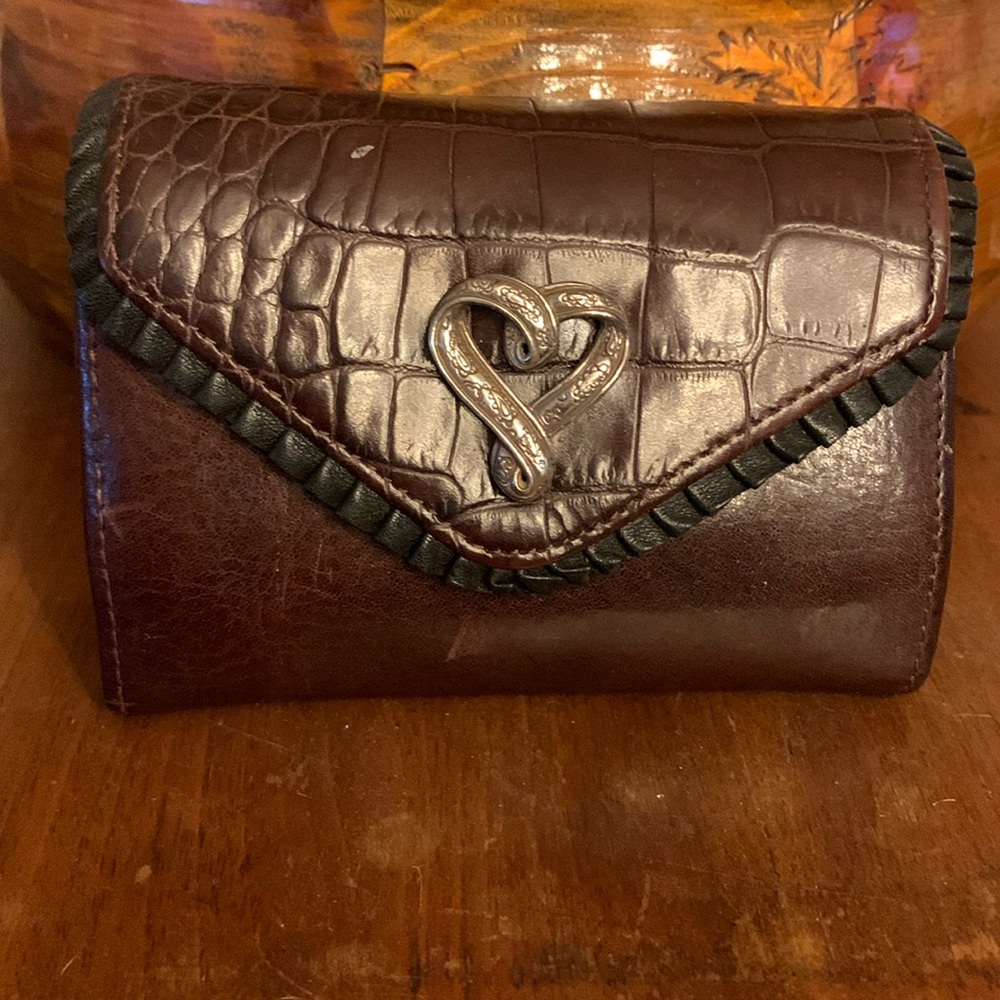 Great condition. Brown Brighton wallet.